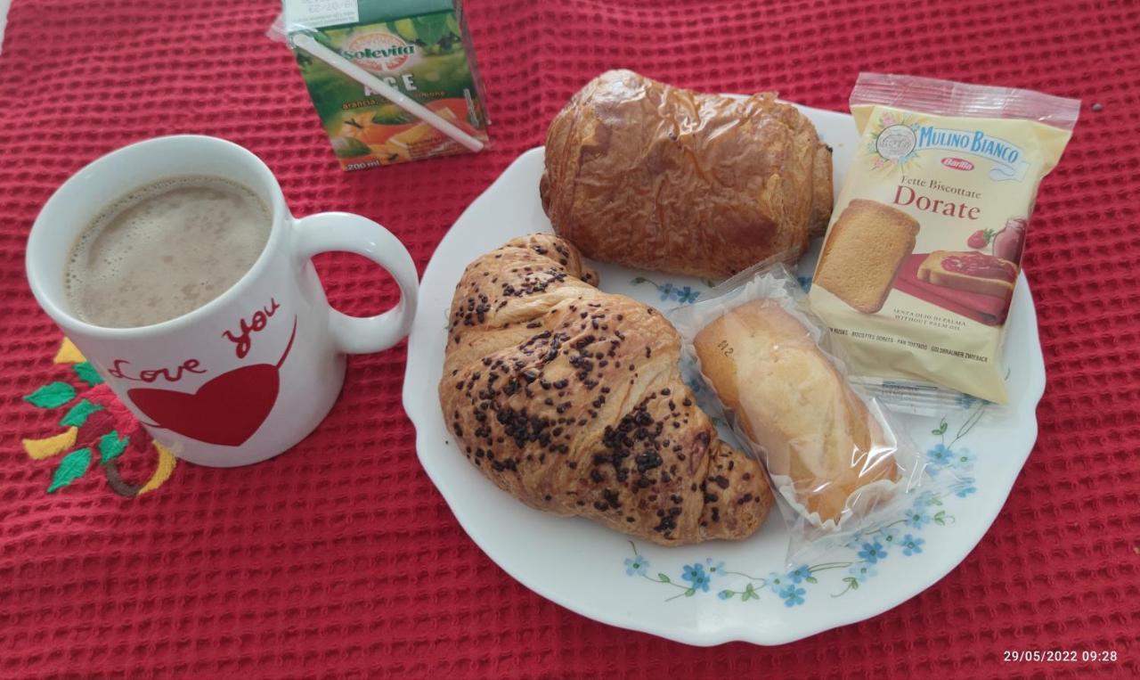 Mary Home 4 A Pochi Passi Dalla Reggia Di קאסרטה מראה חיצוני תמונה